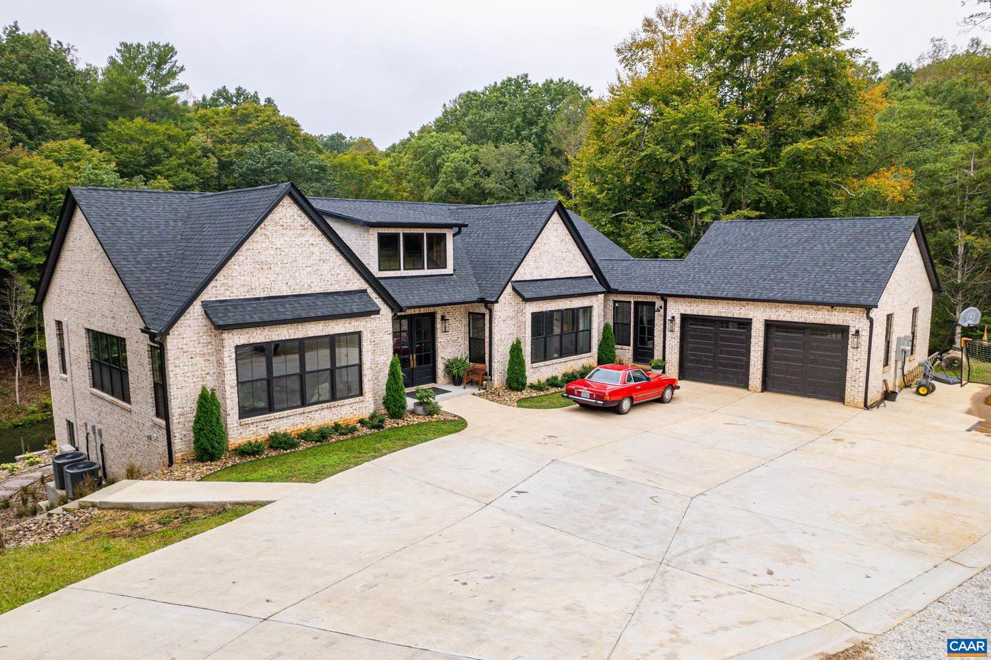 1543 Elon Rd