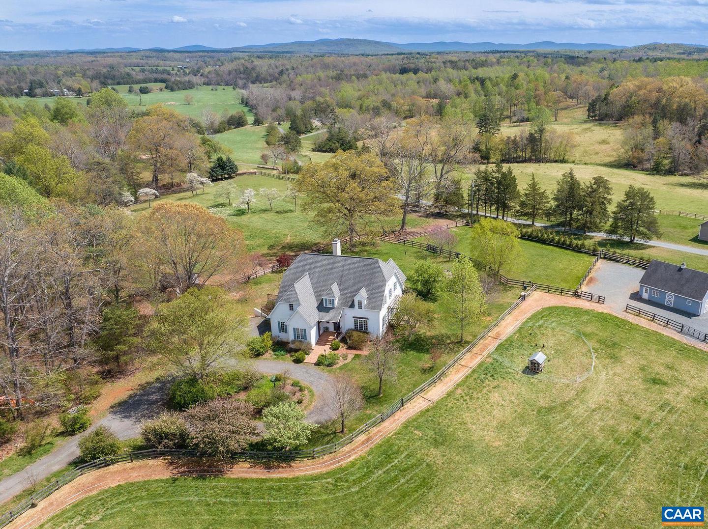 1074 Simmons Gap Rd, Dyke
