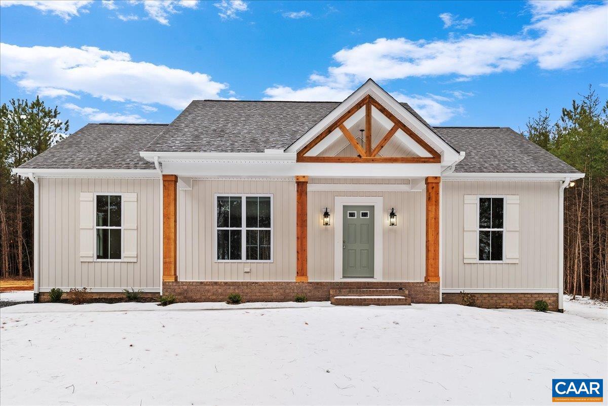 292 Lunenburg County Rd, Lunenburg