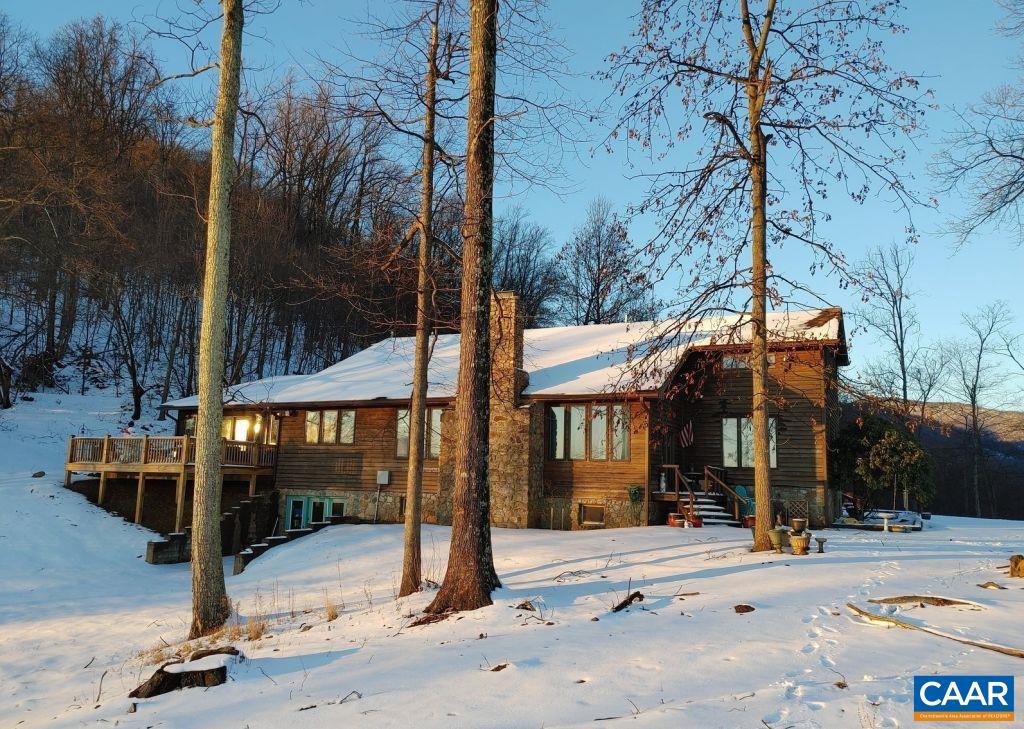 247 Llama Ln, Lowesville