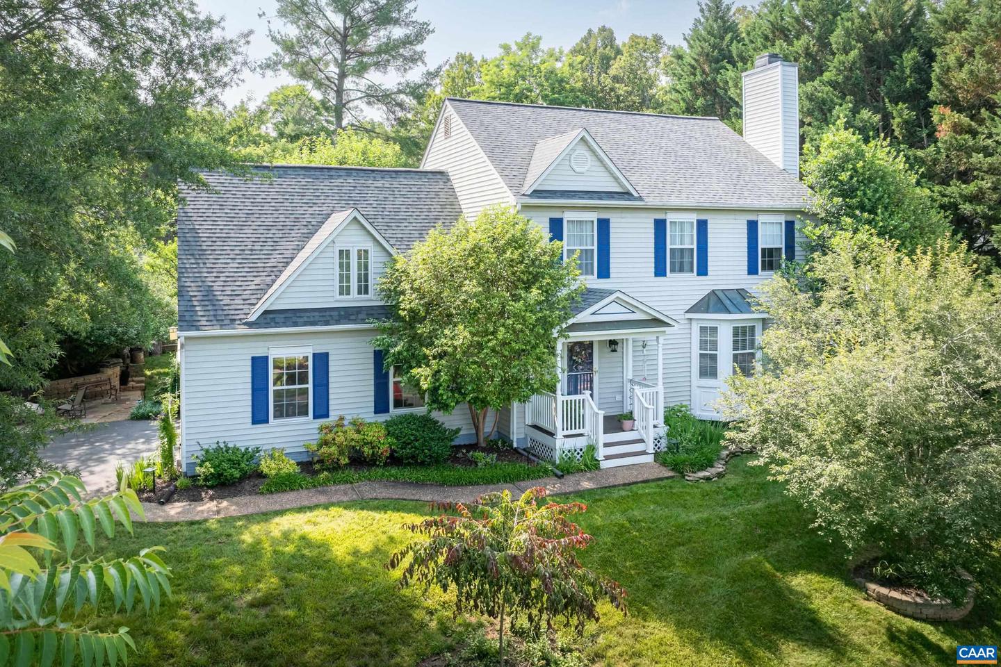 1500 Honeysuckle Ln, Charlottesville