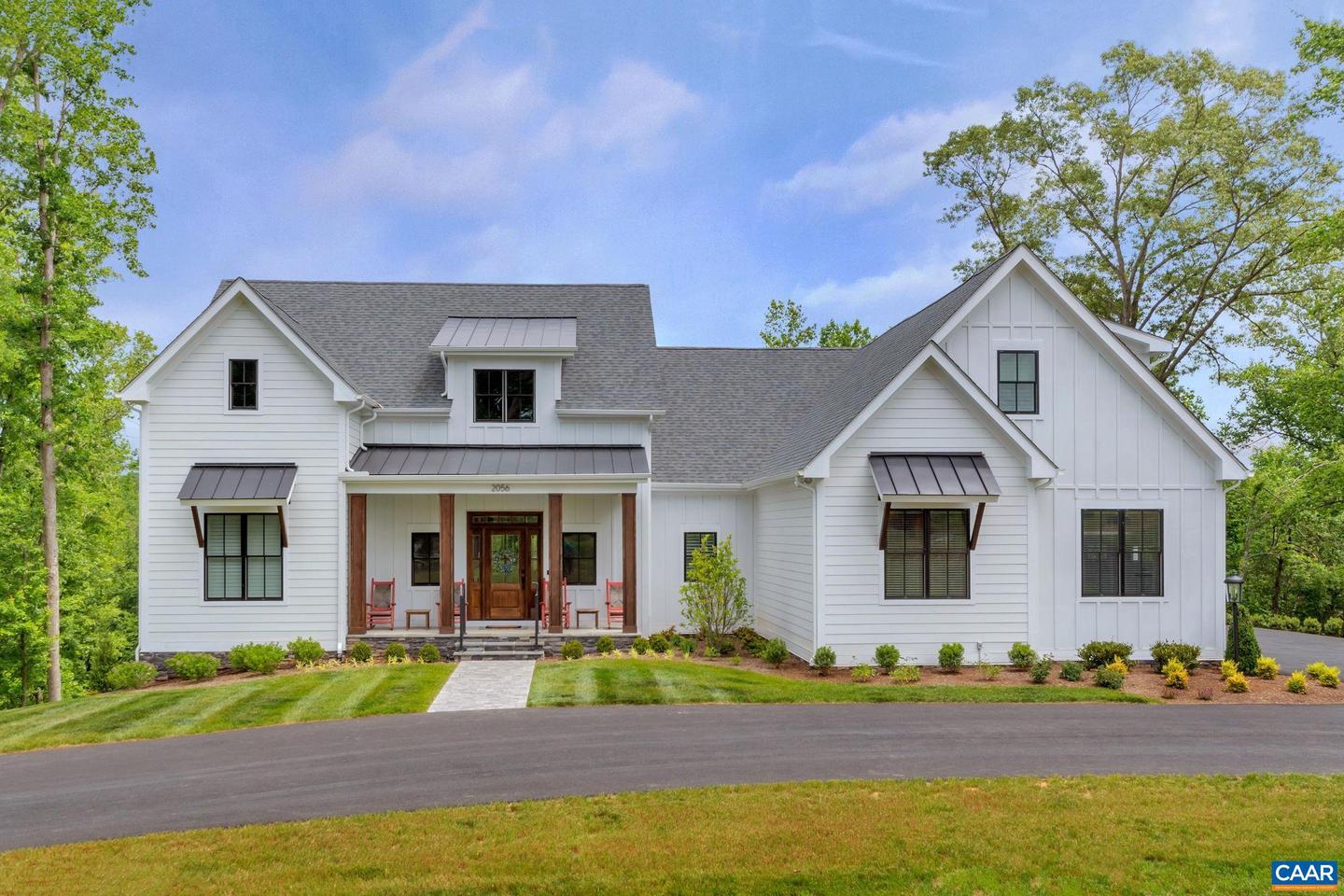 718 Greenwood Rd, Greenwood