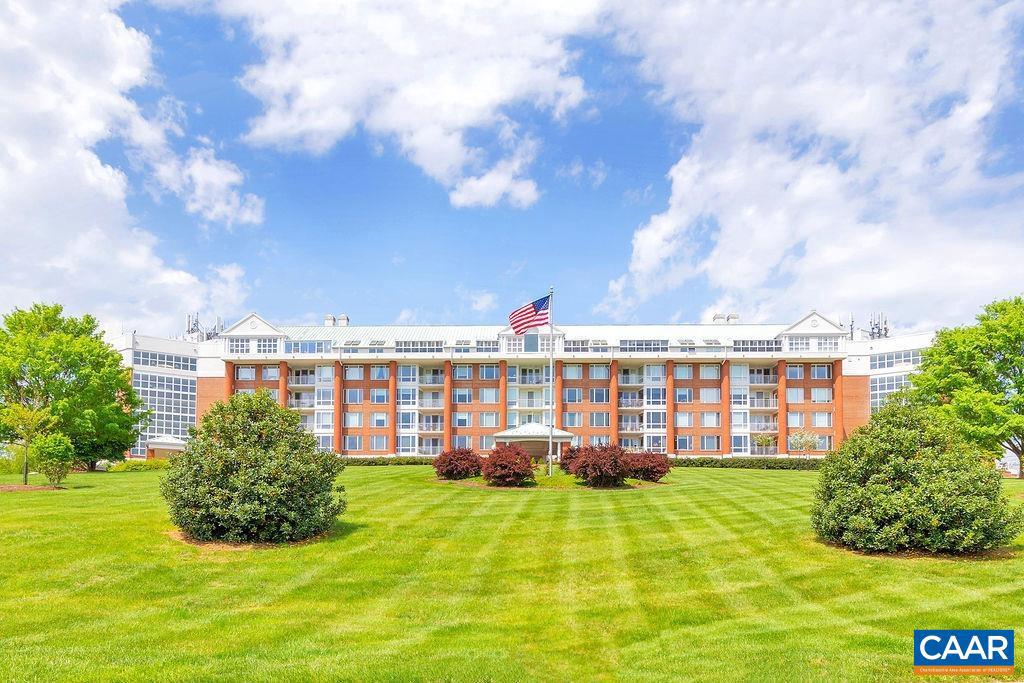 500 Crestwood Dr #2101, Charlottesville