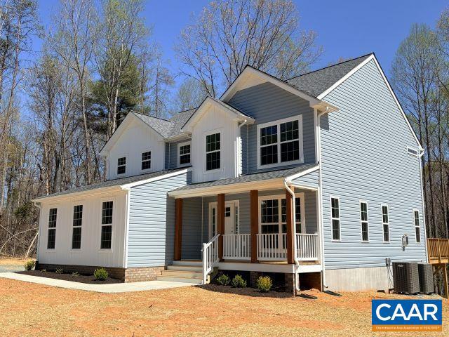 54 Porkchop Ct