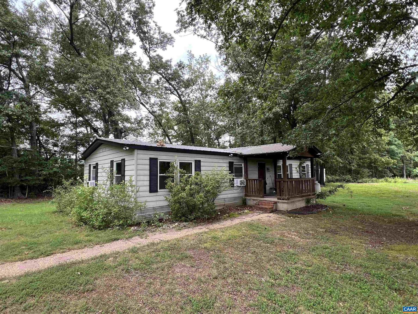 6790 Foster Rdg, Charlottesville