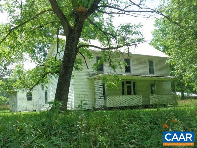 9339 Cowpasture River Rd S, Williamsville