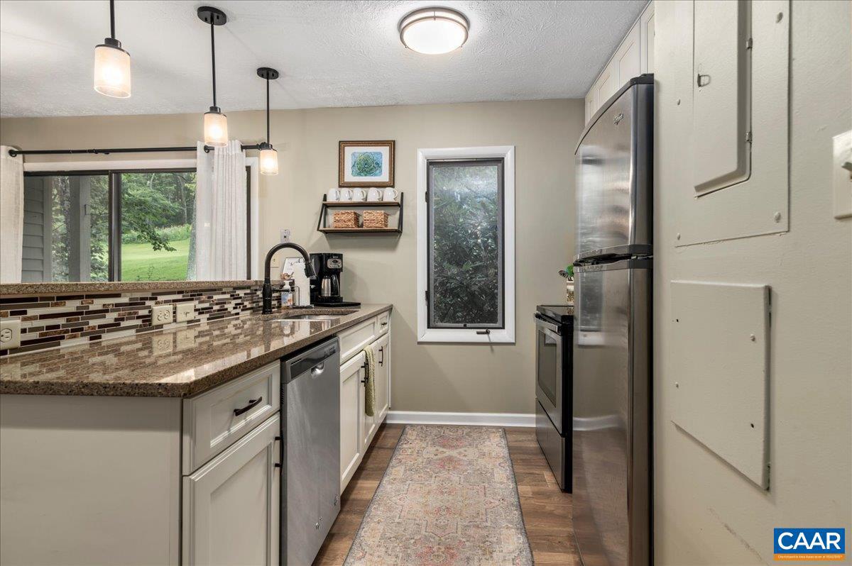 2226 Tanners Ridge Condos #2226