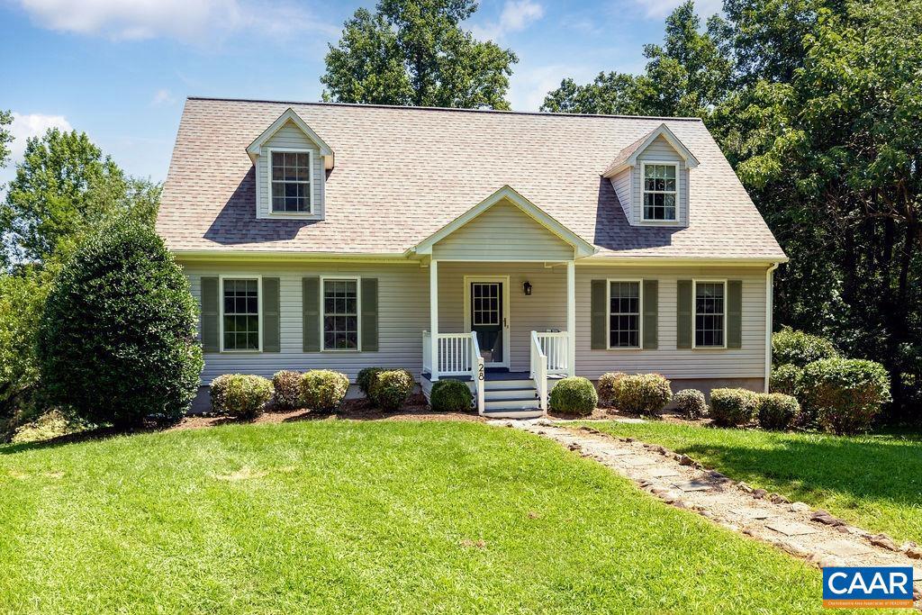 28 Lotties Ln, Nellysford