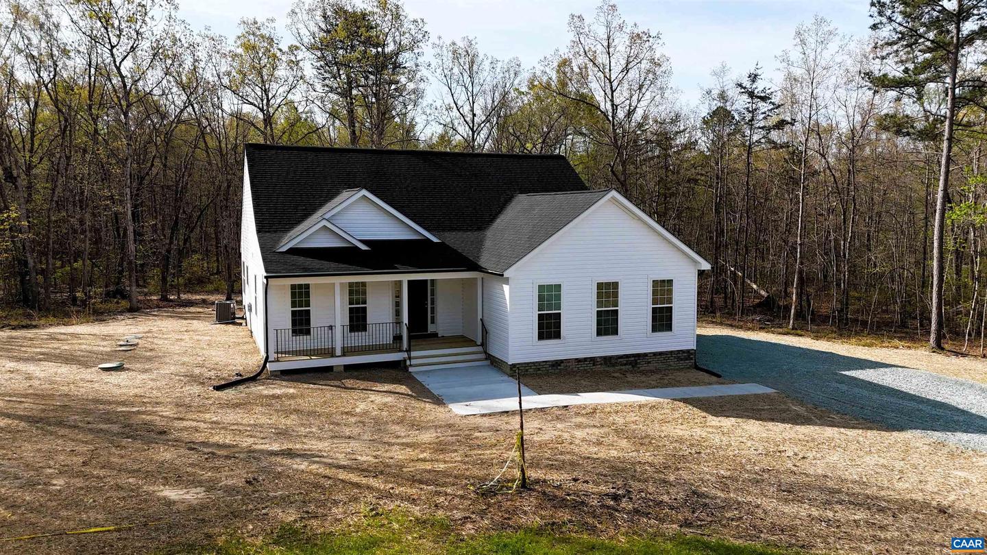 88 Martin Village Rd #mv 16d, Louisa