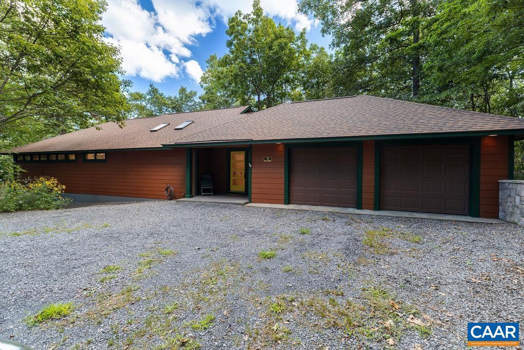 18 Grassy Overlook, Wintergreen