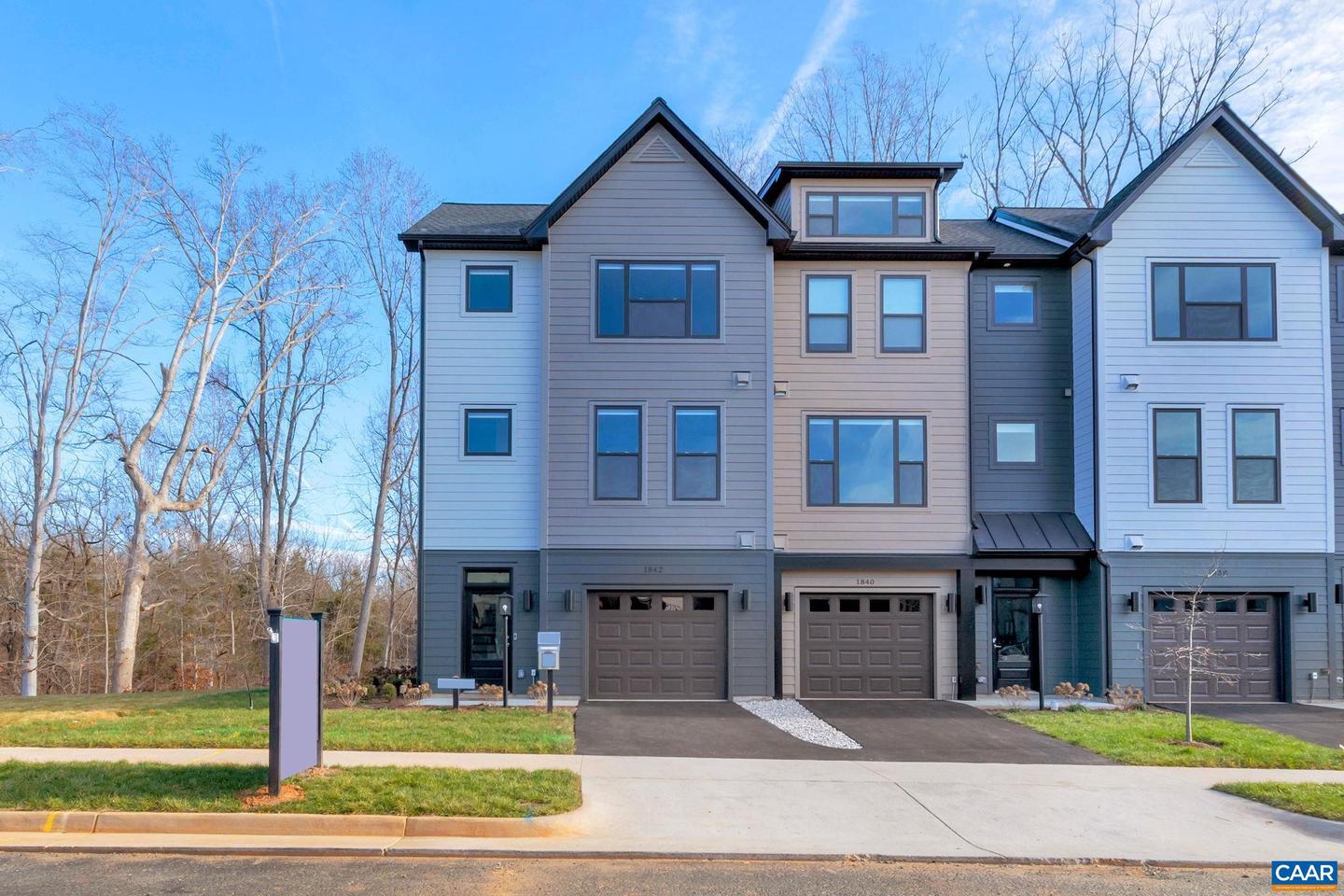 1842 Fowler St, Charlottesville