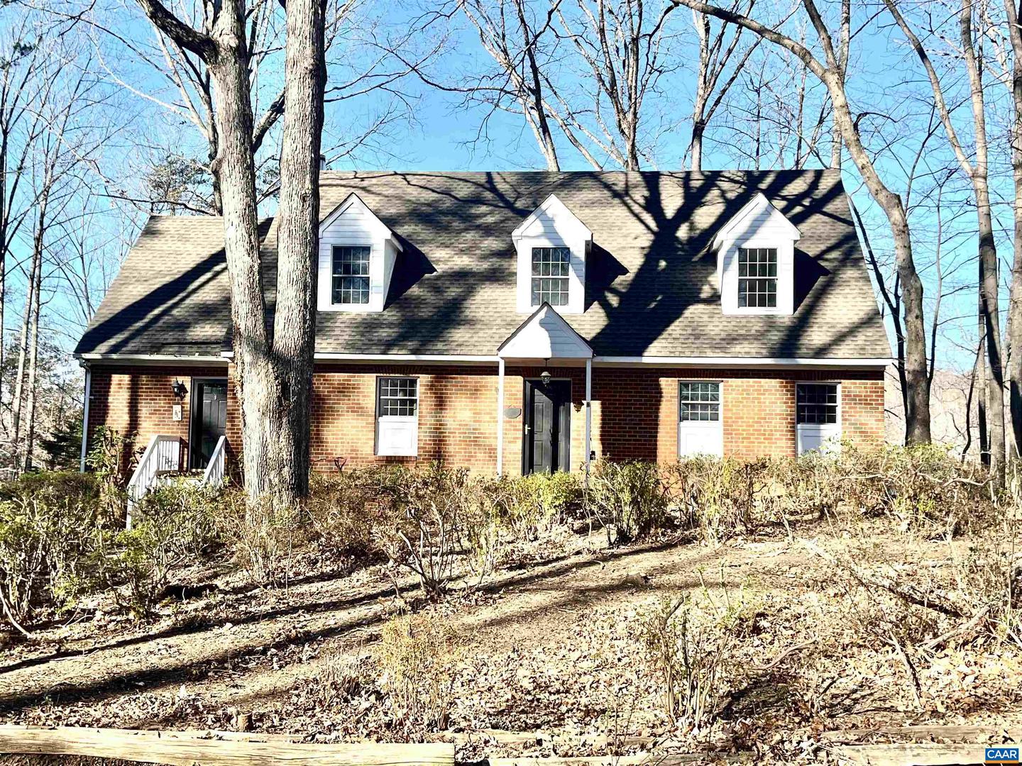 318 Miller School Rd, Charlottesville
