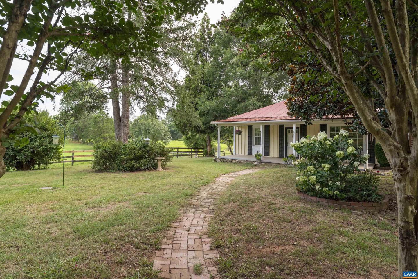 1342 James Madison Hwy, Gordonsville