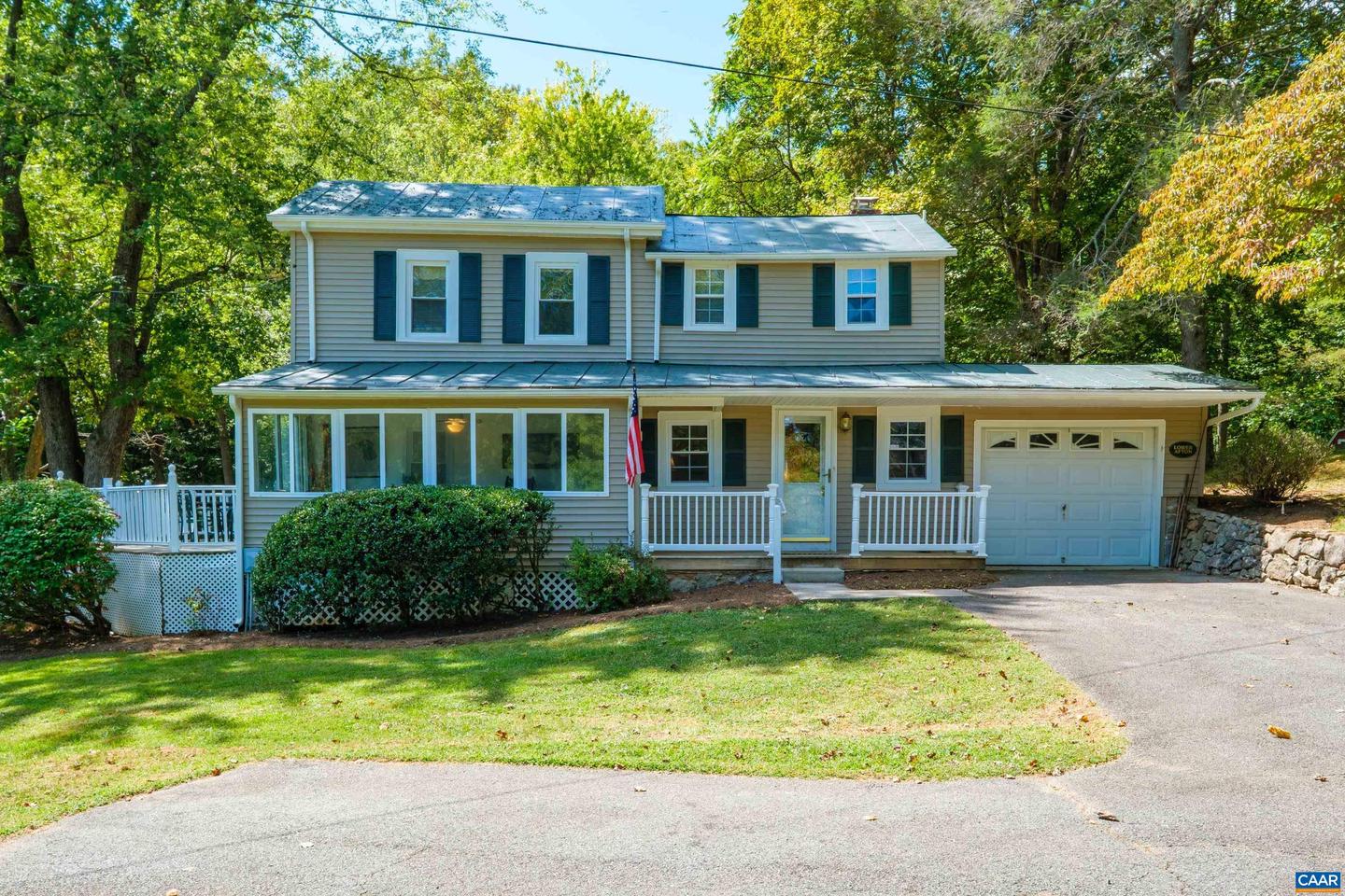 299 Sunrise Dr, Afton