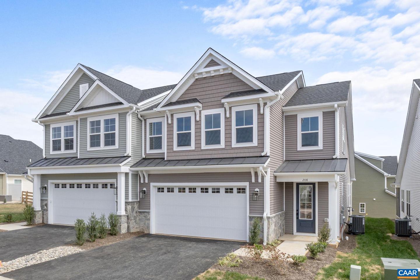 208 Sunbird Ln, Waynesboro
