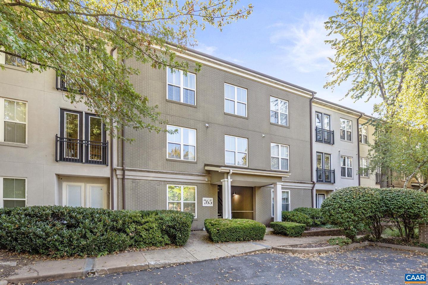 765 Walker Sq #4b, Charlottesville