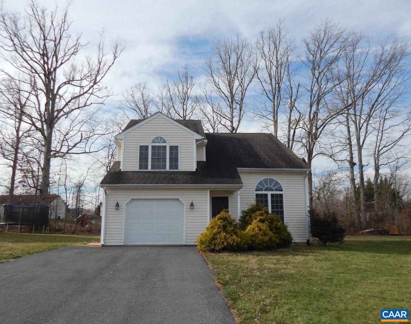 41 Lady Slipper Dr, Waynesboro