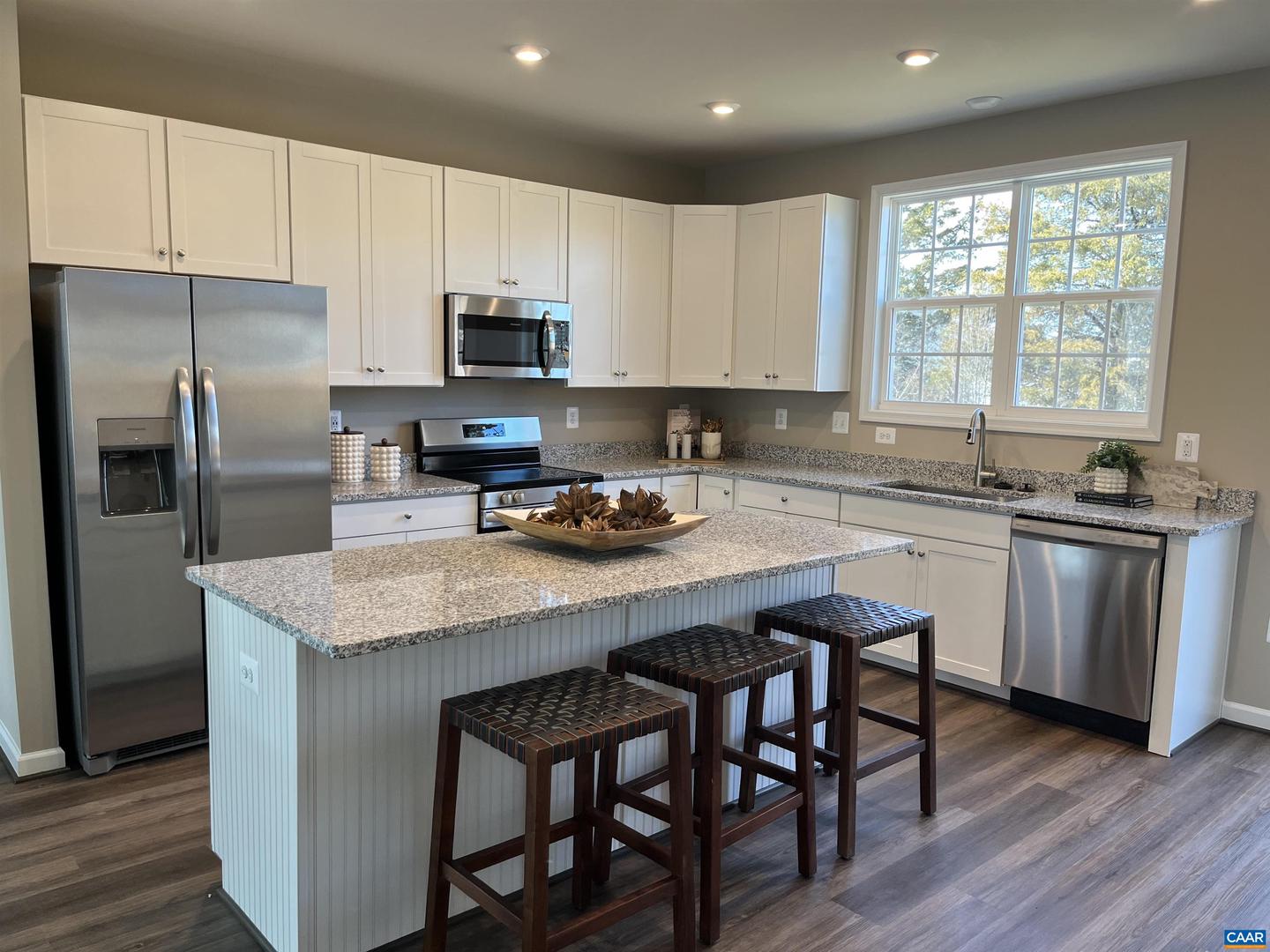 312 Cheshire Ln, Waynesboro