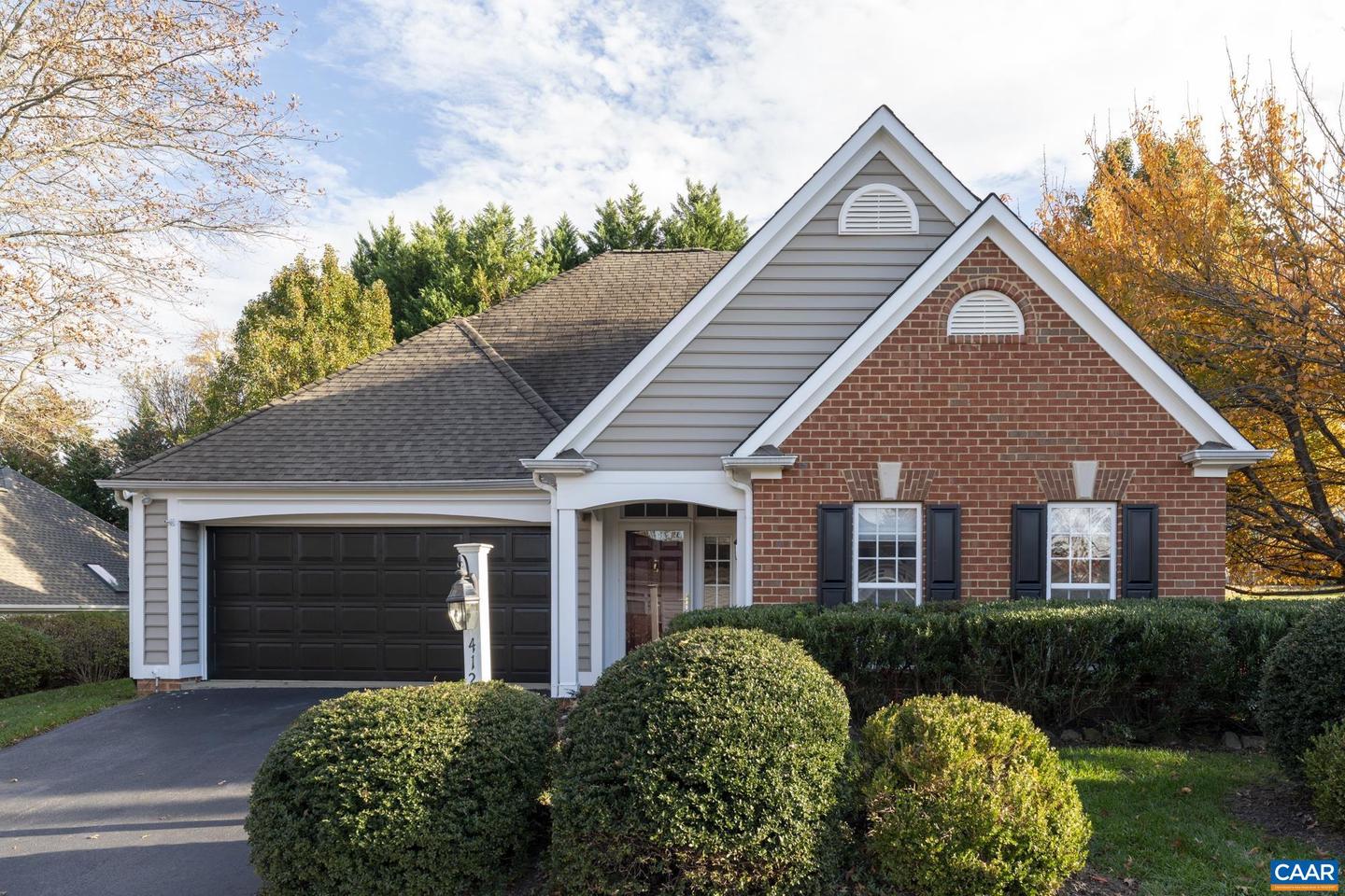 412 Heritage Ct, Charlottesville