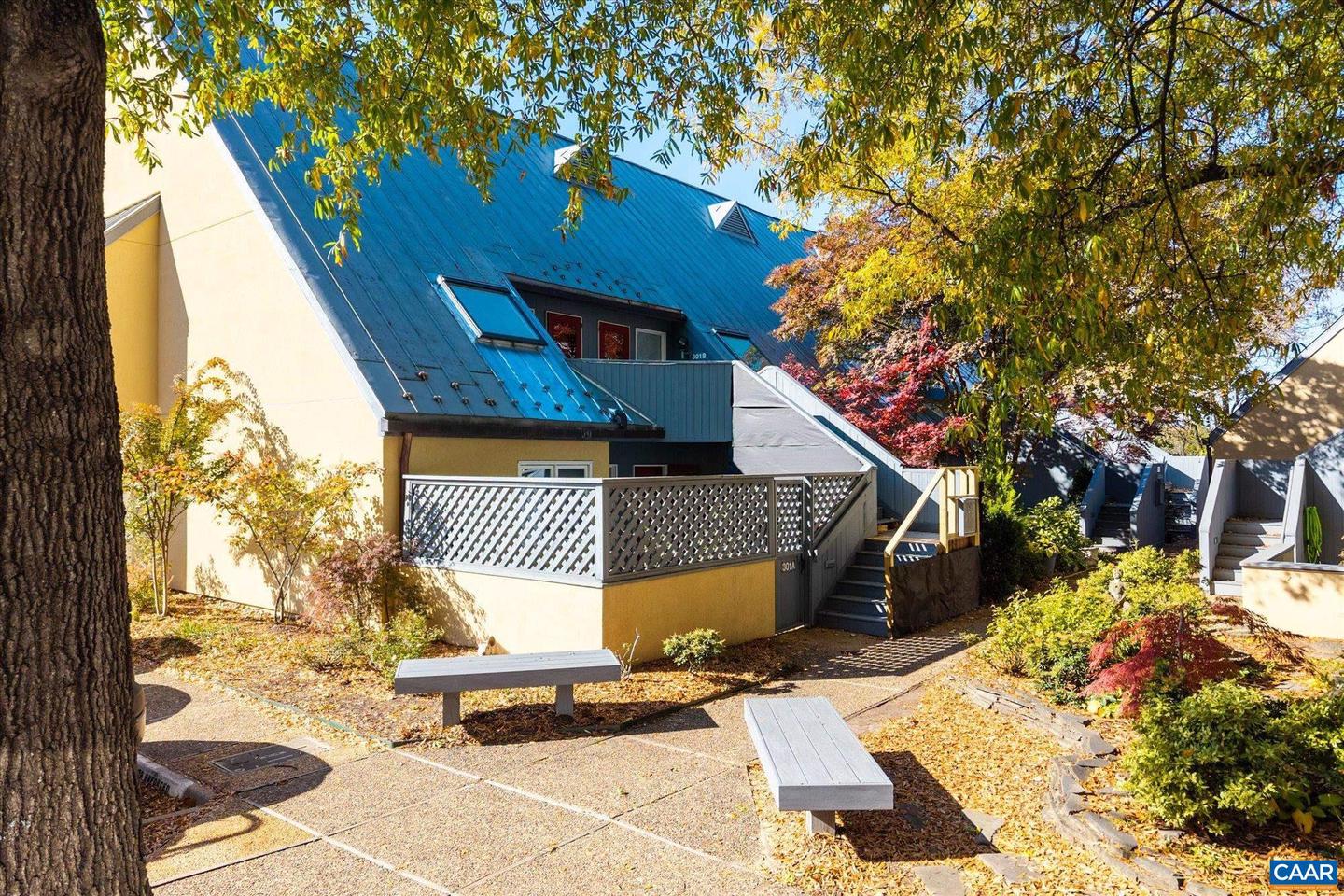 301 NW 2nd St #c, Charlottesville