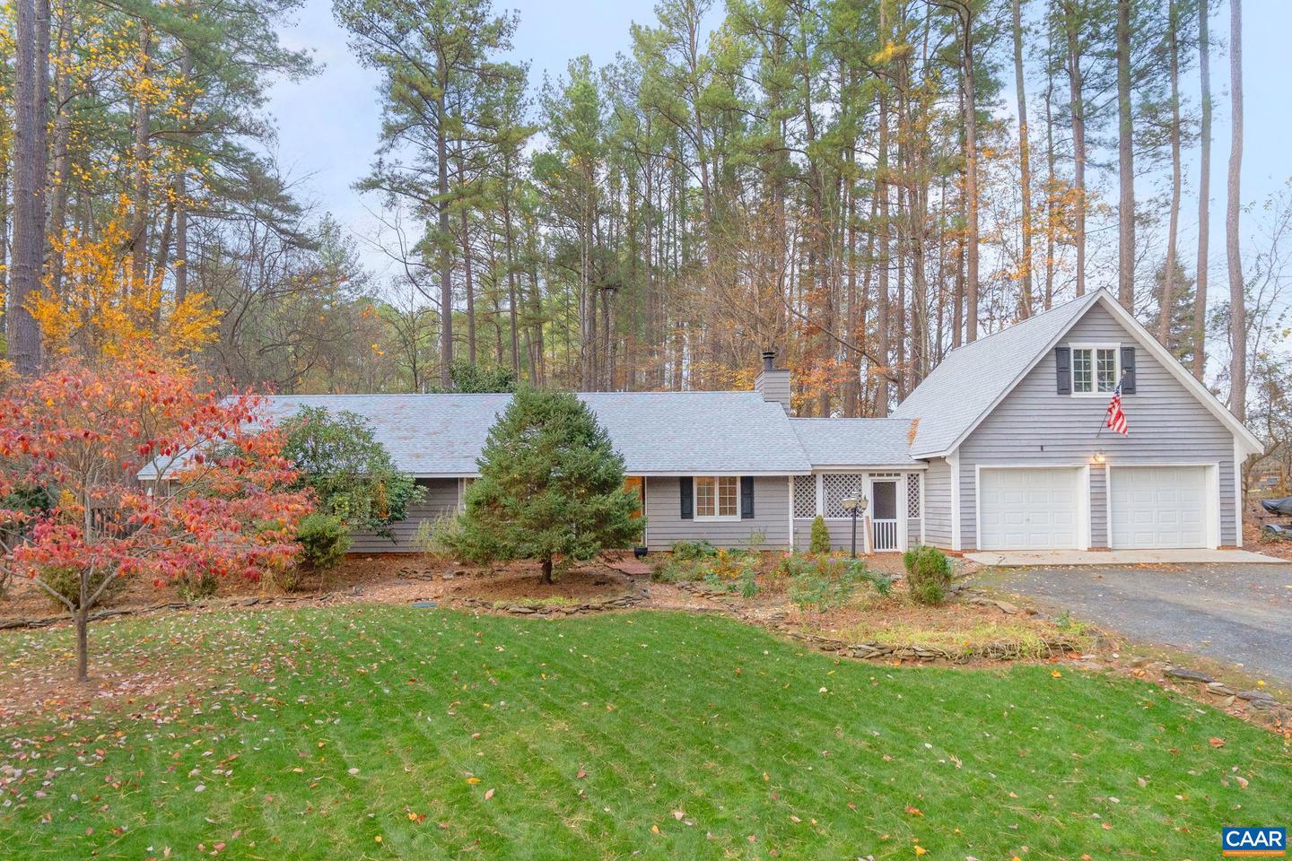 4220 Paddock Cir, Earlysville