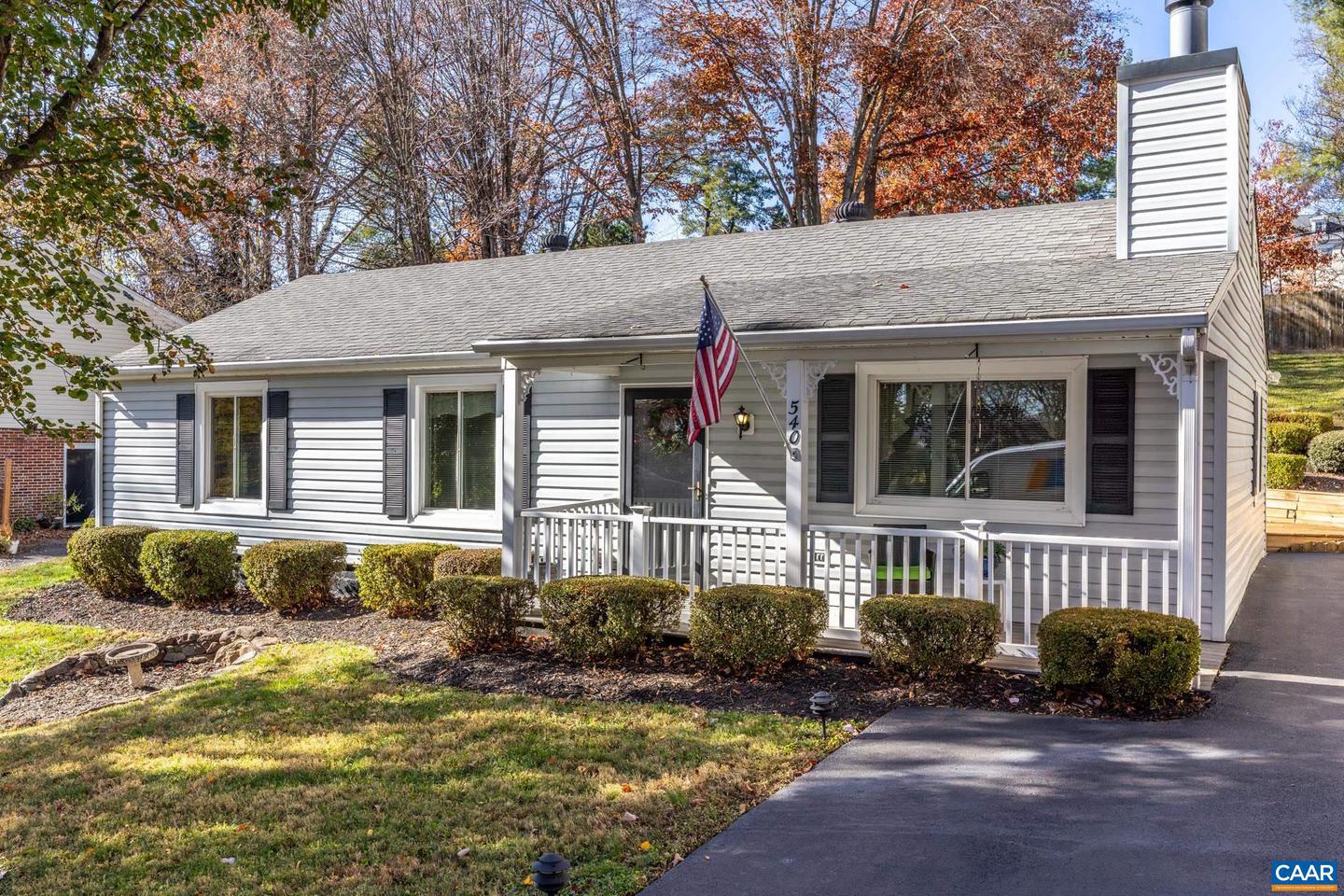 540 Woodmont Dr, Charlottesville