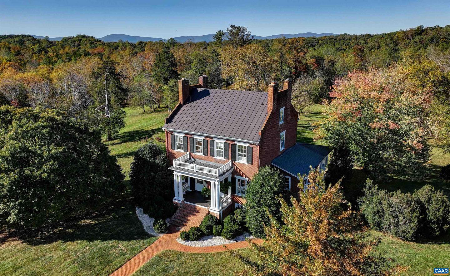 4710 Dickerson Rd