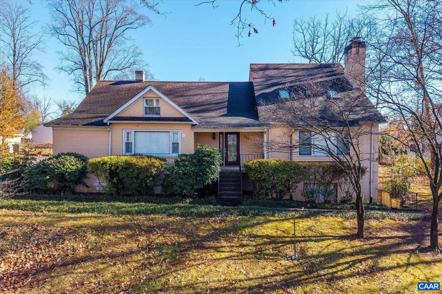 989 & 991 Crozet Ave