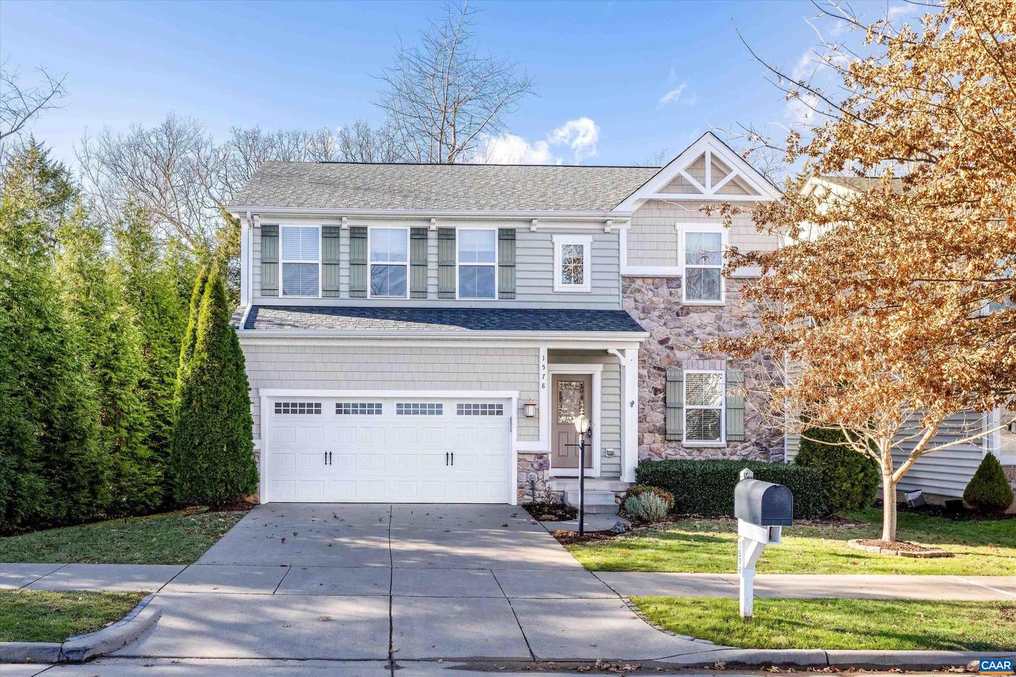 1578 Burgundy Ln, Charlottesville