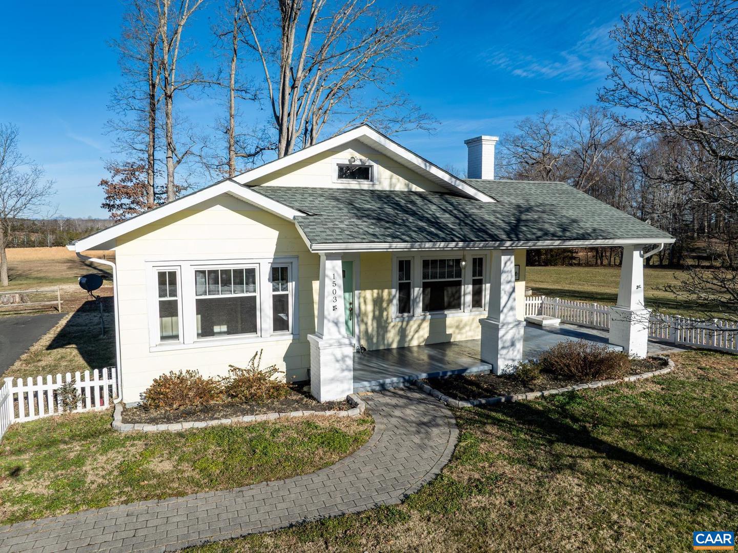 1503 Central Plains Rd, Palmyra