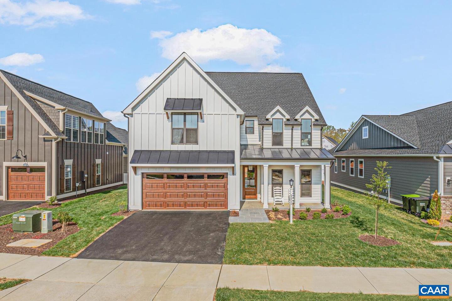 3073 Farrow Cir