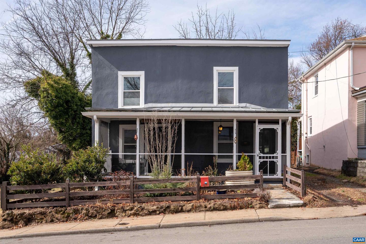 349 NW 10th St, Charlottesville