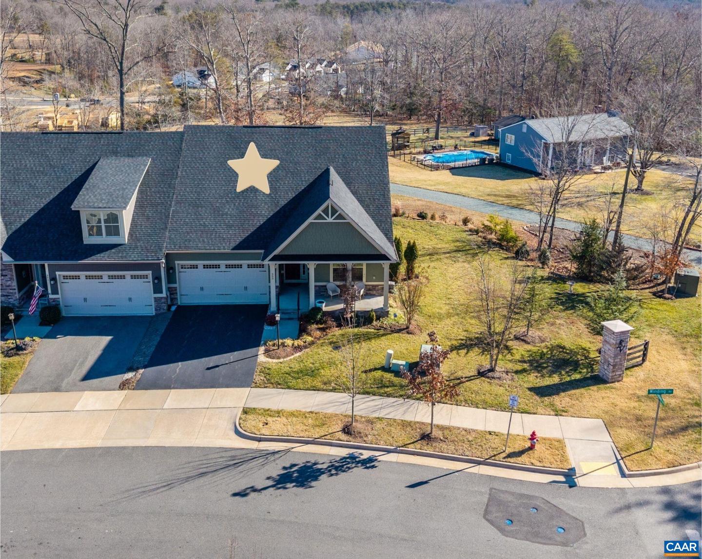 393 Winding Rd, Keswick
