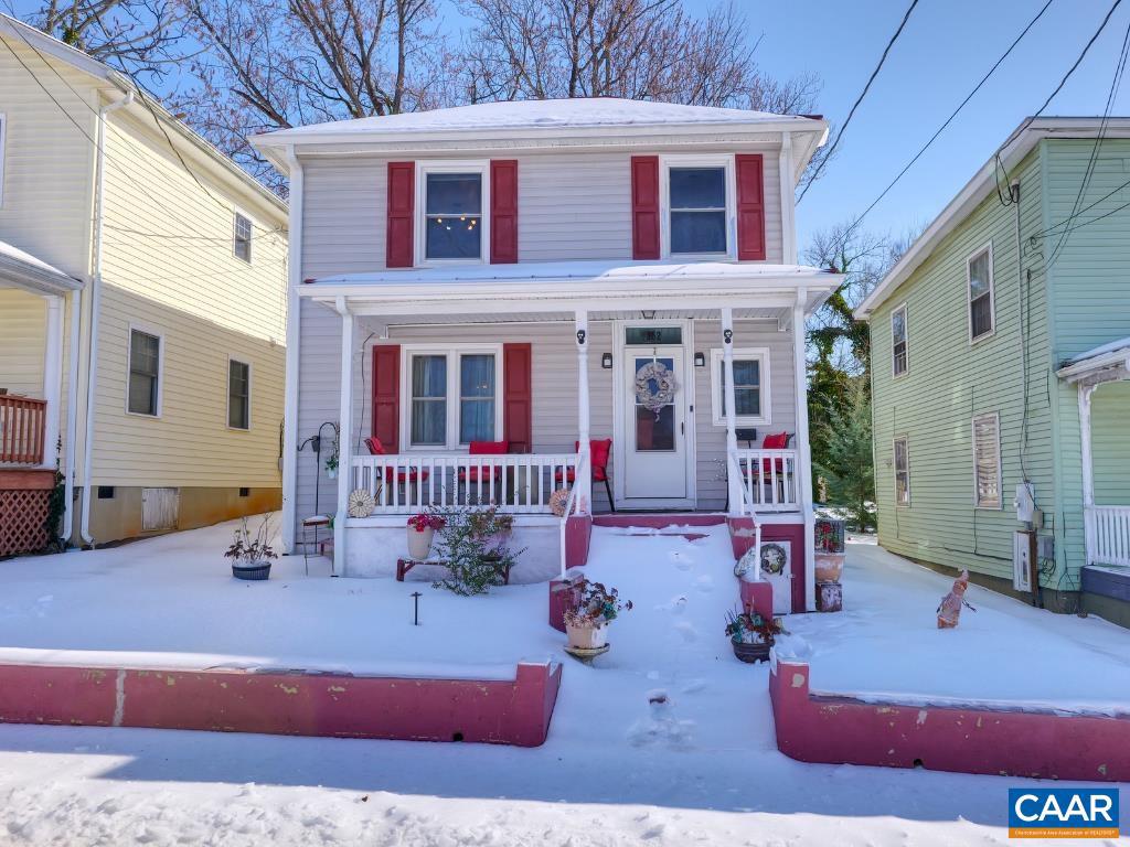 352 NW 10 1/2 St, Charlottesville