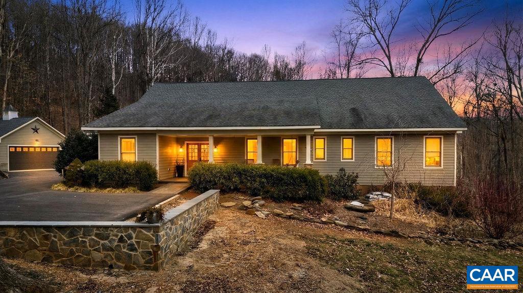 519 Foothills Dr, Nellysford