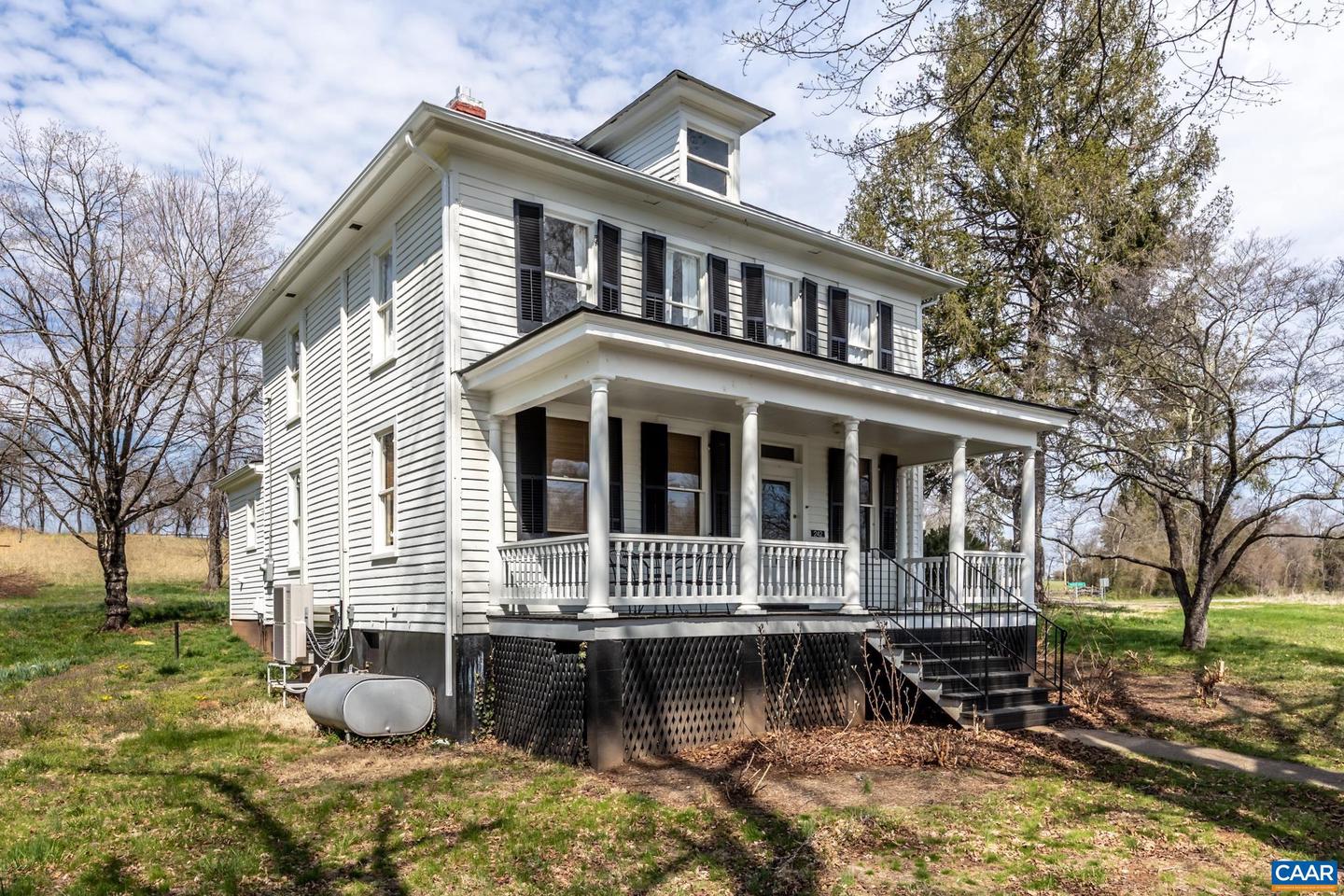 242 Madison Mills Ln