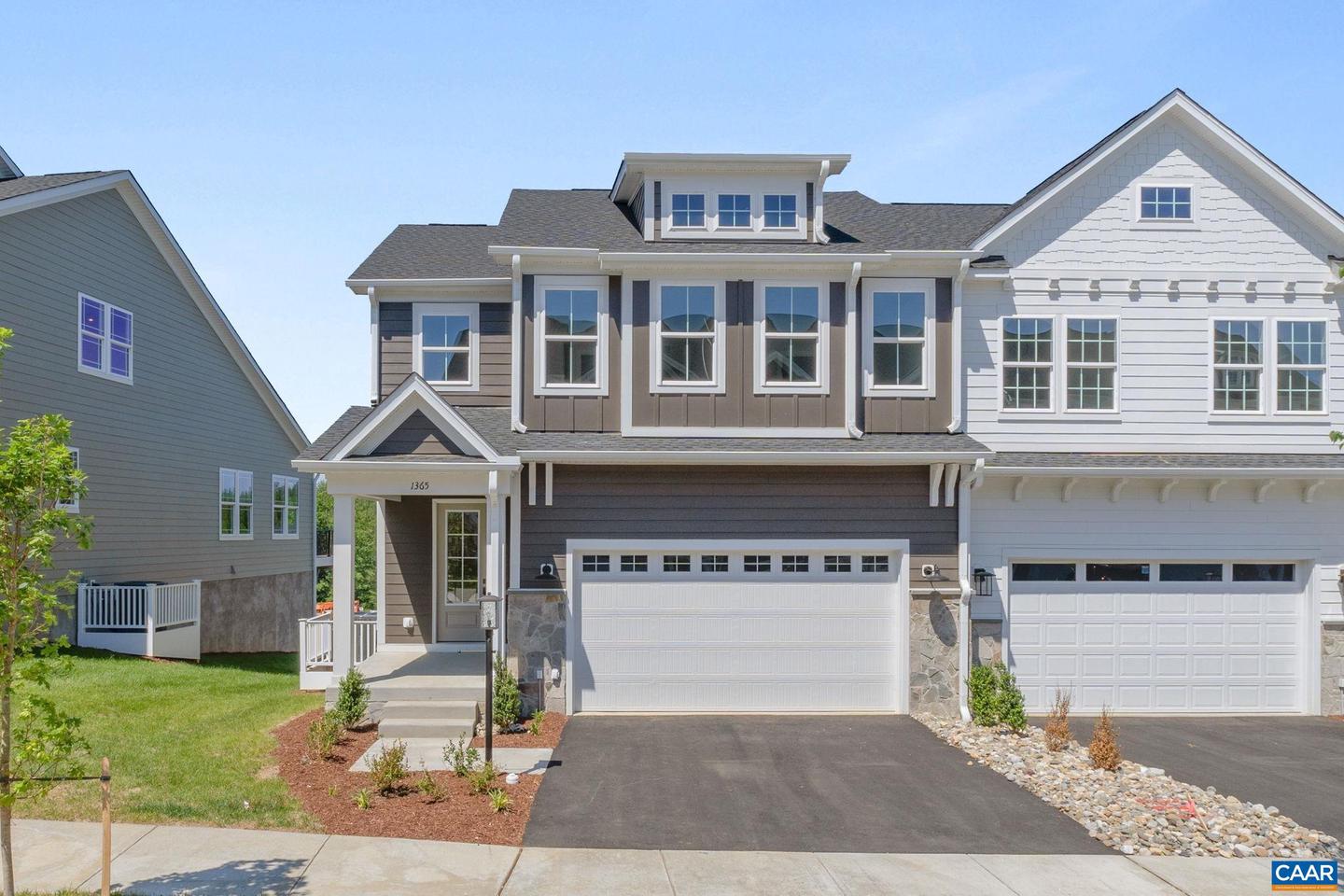 4b-439 Belvedere Blvd