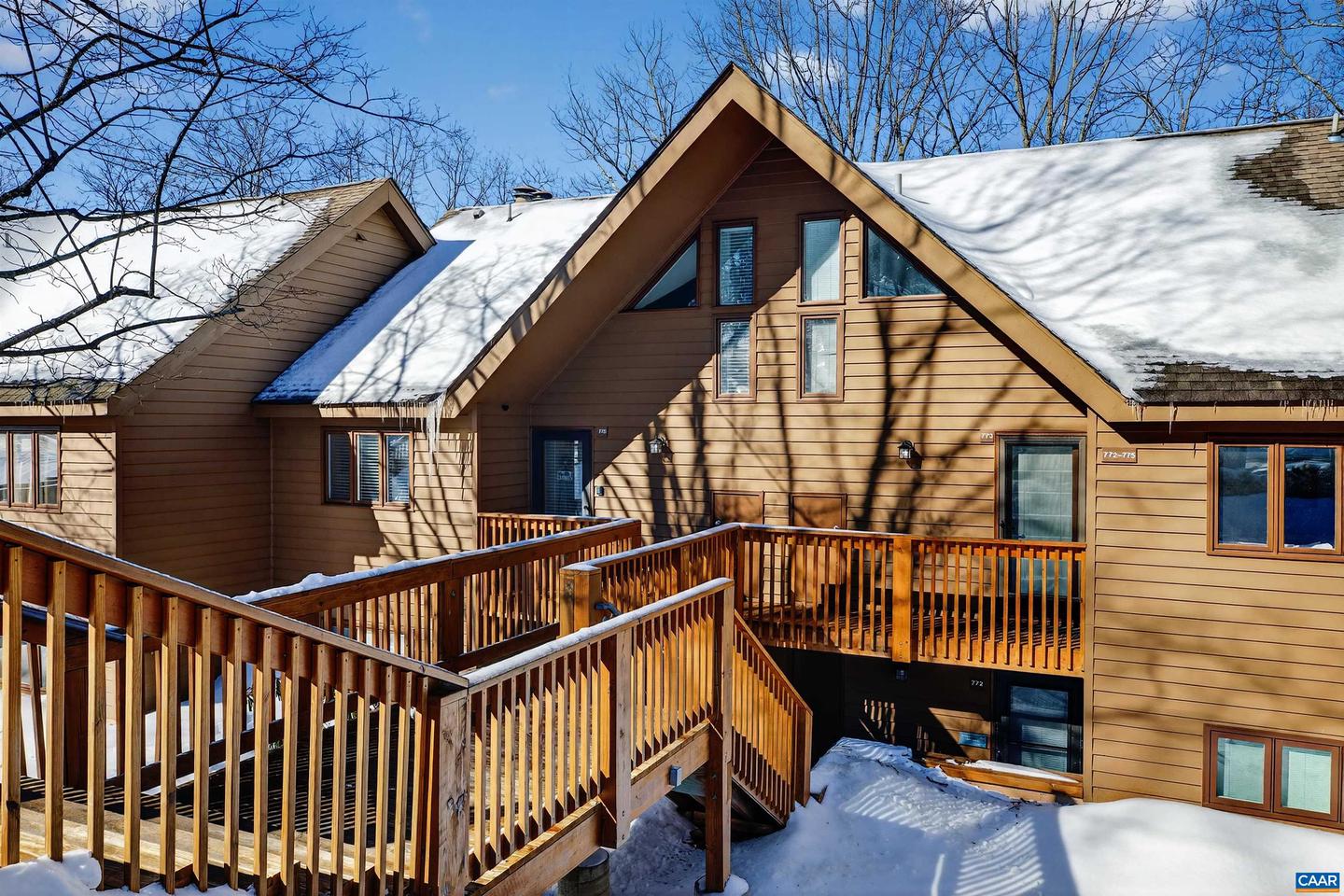 775 Laurelwood Condos #775