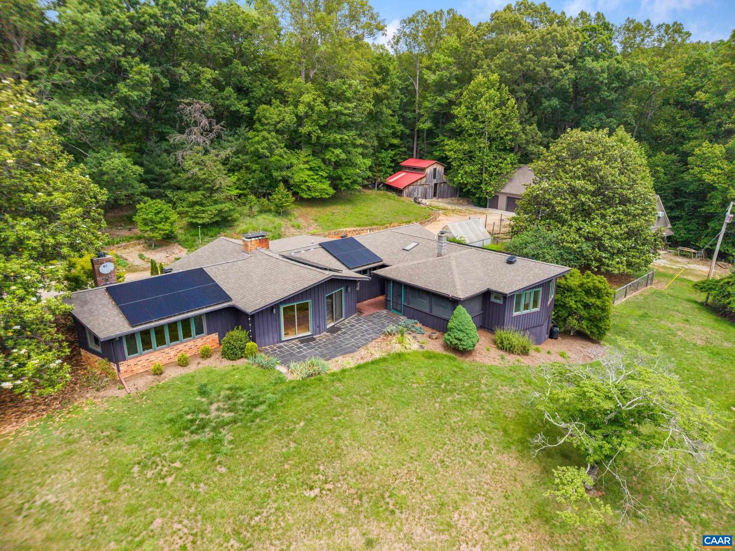 2288 Lexington Tpke