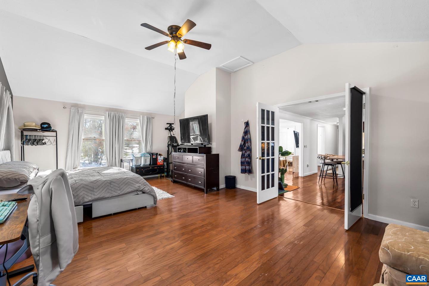 132 Pines Ln, Shipman