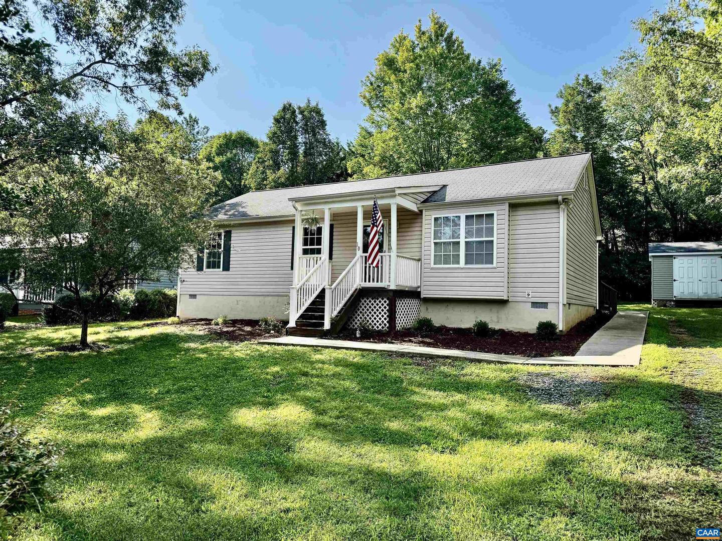 10 Loblolly Rd