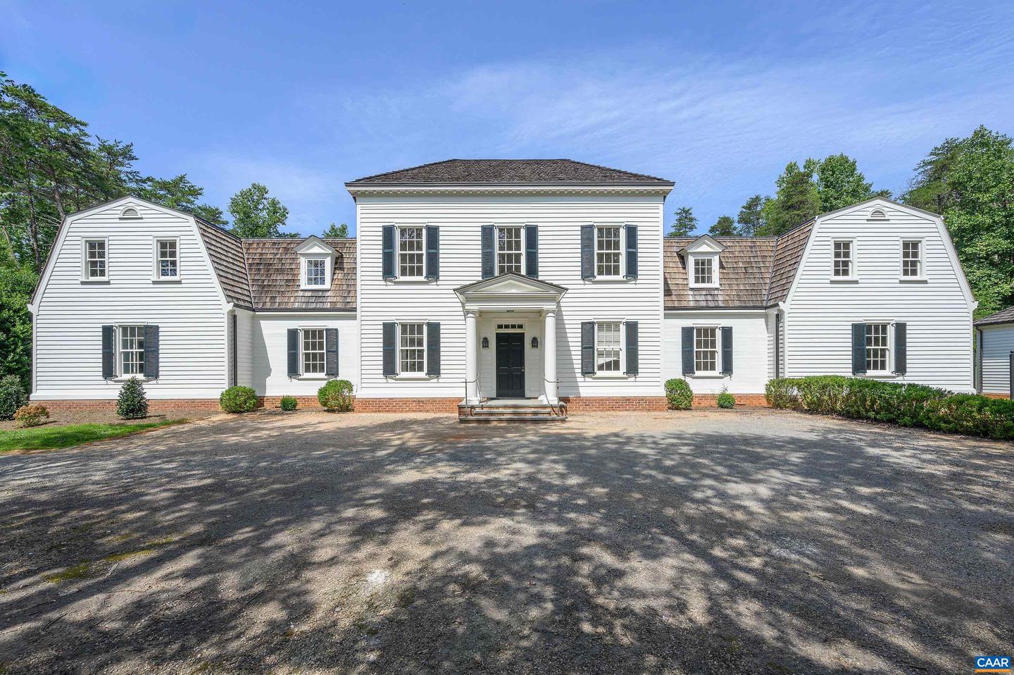 2405 Coopers Ln