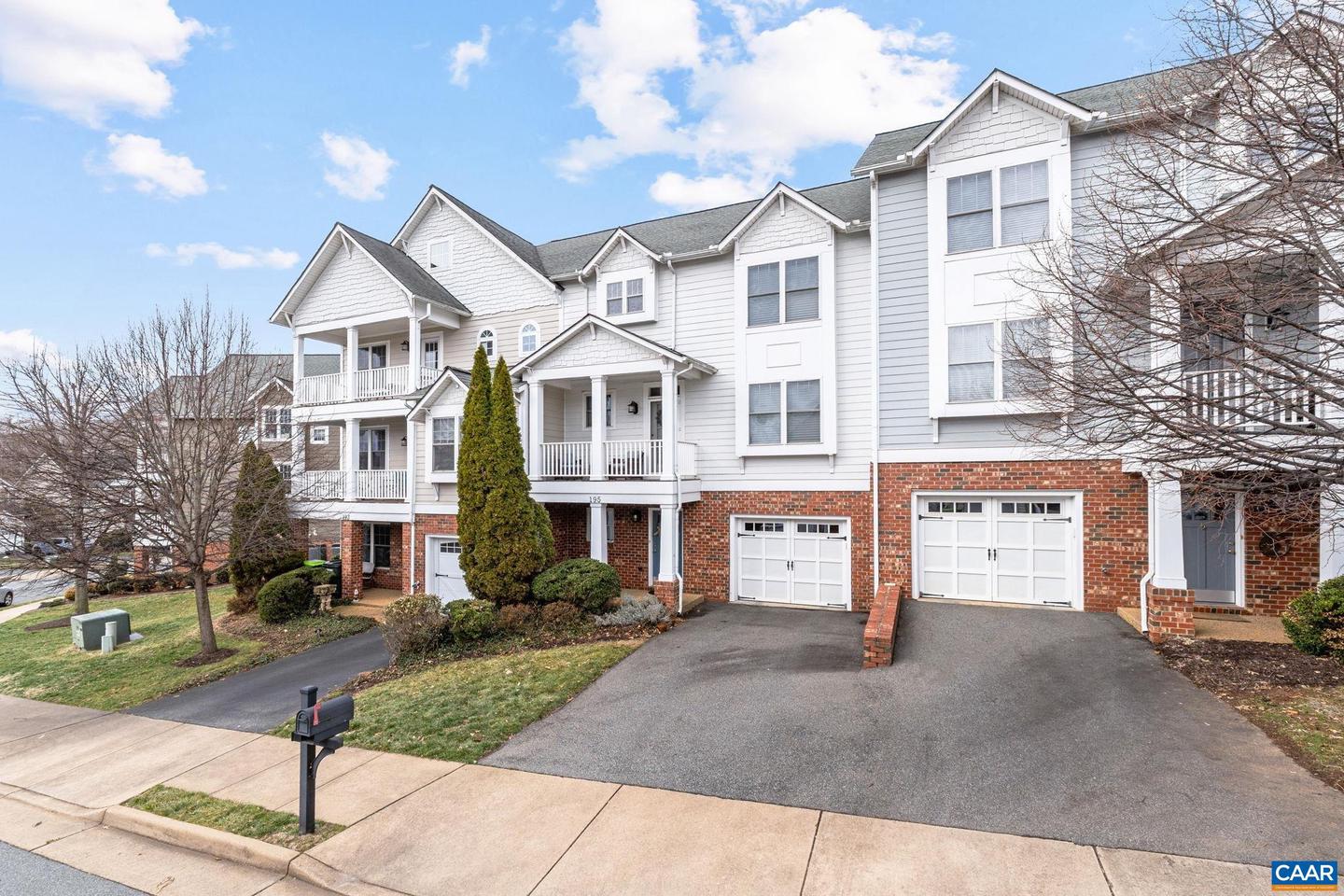 195 Brookwood Dr, Charlottesville