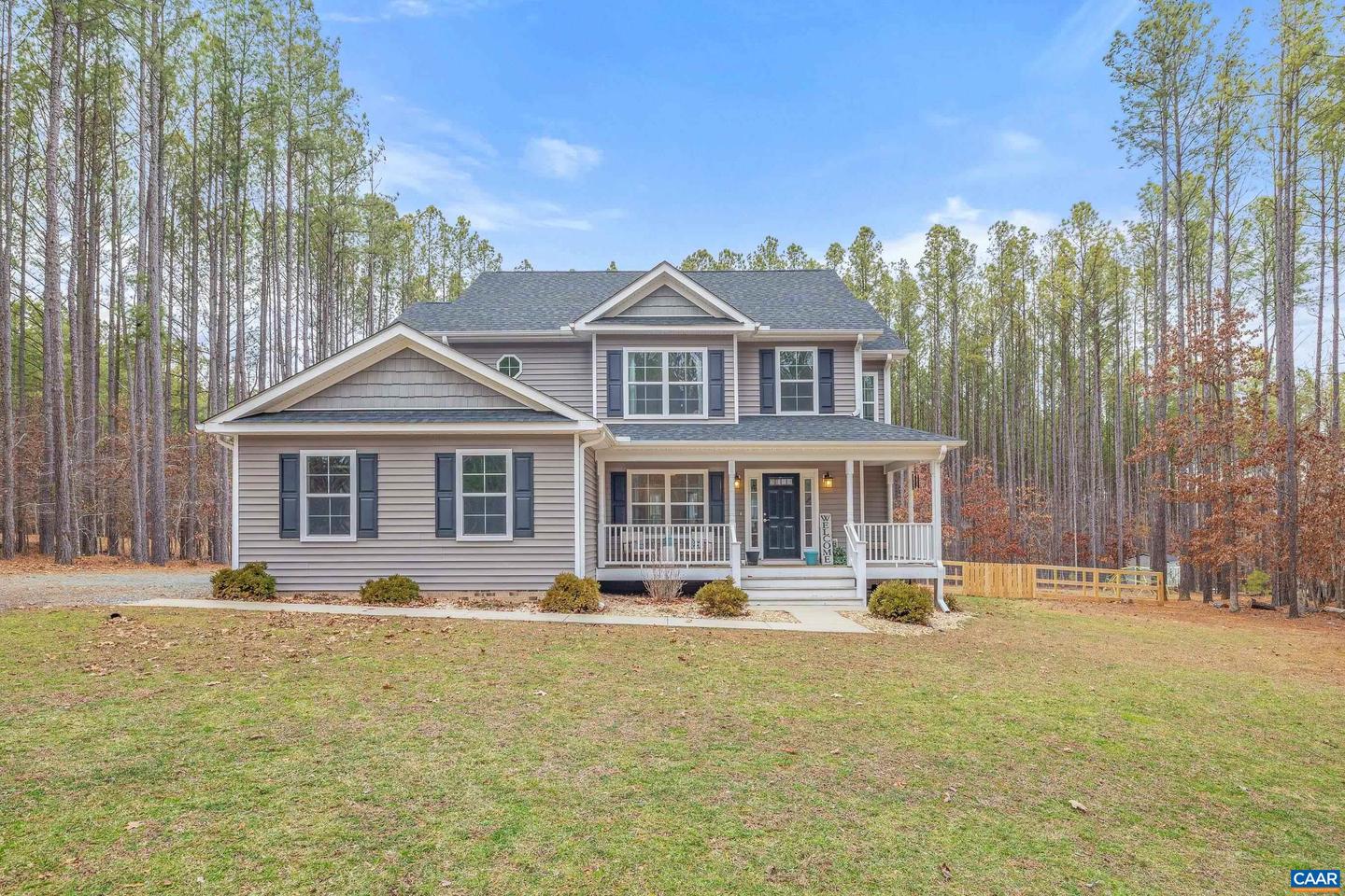 366 Country Creek Way, Palmyra