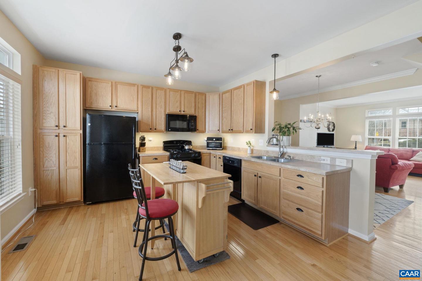 343 Rolkin Rd, Charlottesville