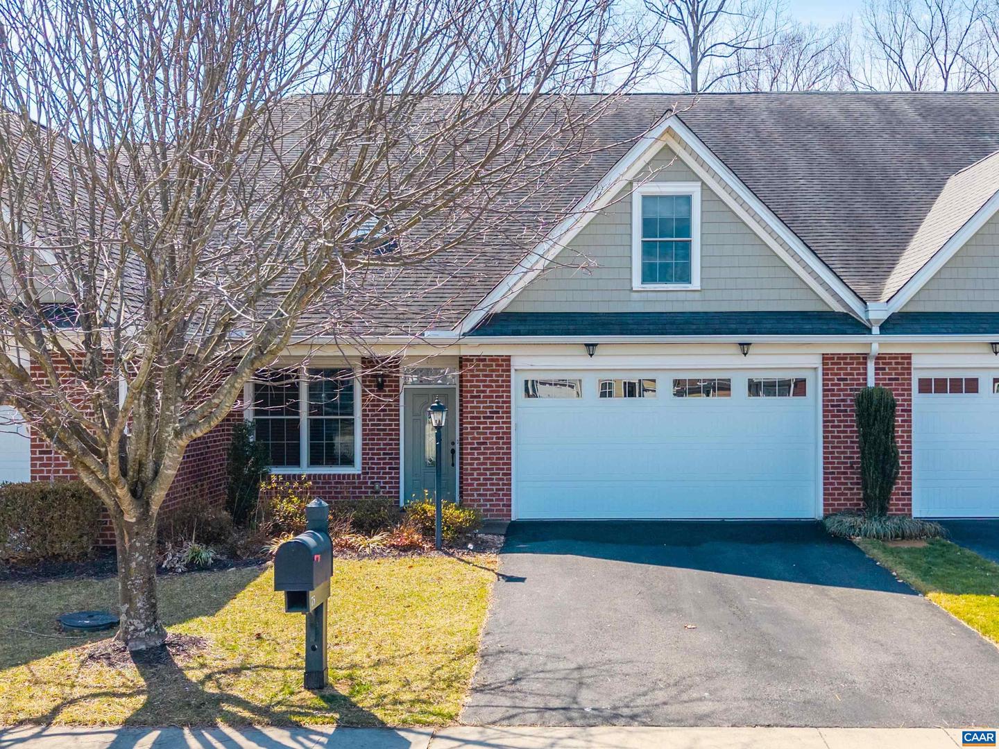 75 Cottage Ct