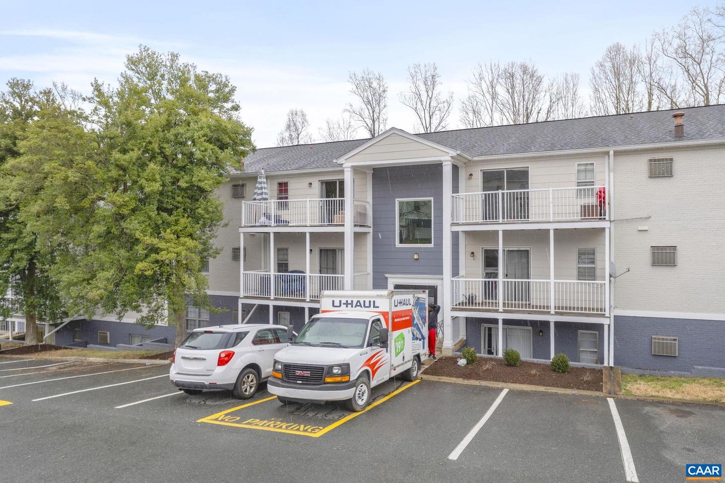 545 Burgoyne Rd #5