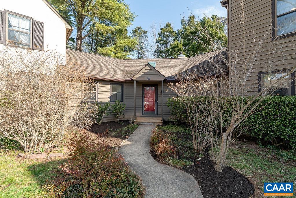 751 Exton Ct, Charlottesville