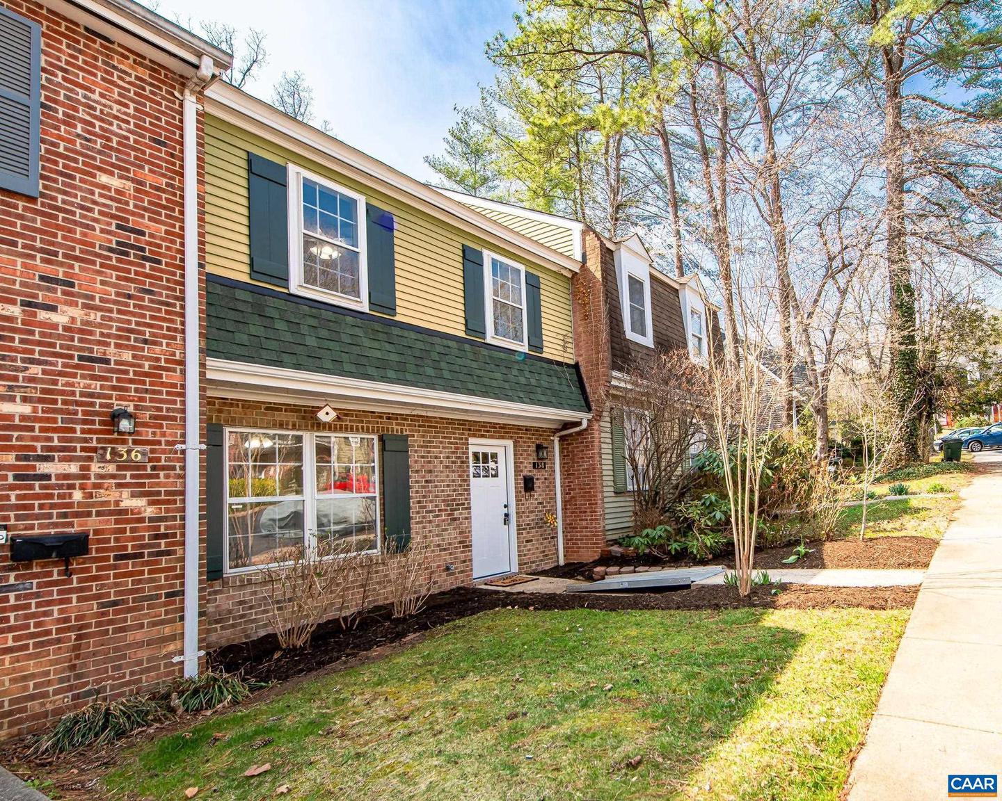 138 Scarborough Pl, Charlottesville