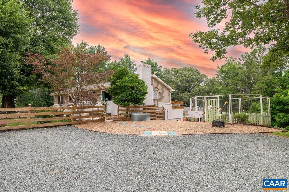 1196 Allen Farm Ln, Earlysville